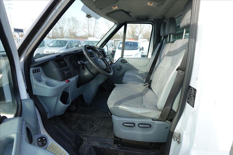 Ford Transit 2,4 TDCi  SKŘÍŇ ČELO - fotka 20 z 30