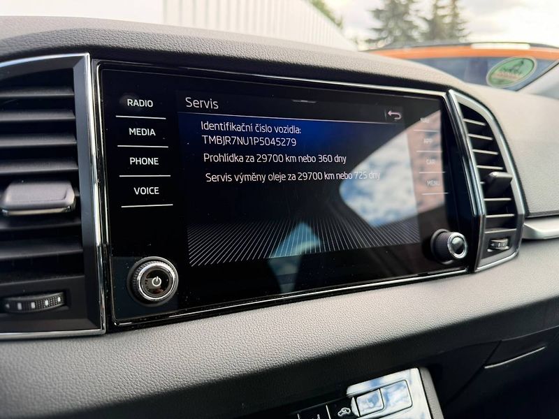 Škoda Karoq Ambition 1,5 TSI 110 kW 6° MP - fotka 21 z 41