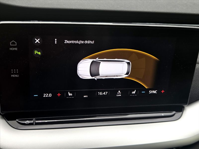 Škoda Octavia 2,0 TDi DSG Style Tažné z. 1.m - fotka 20 z 21