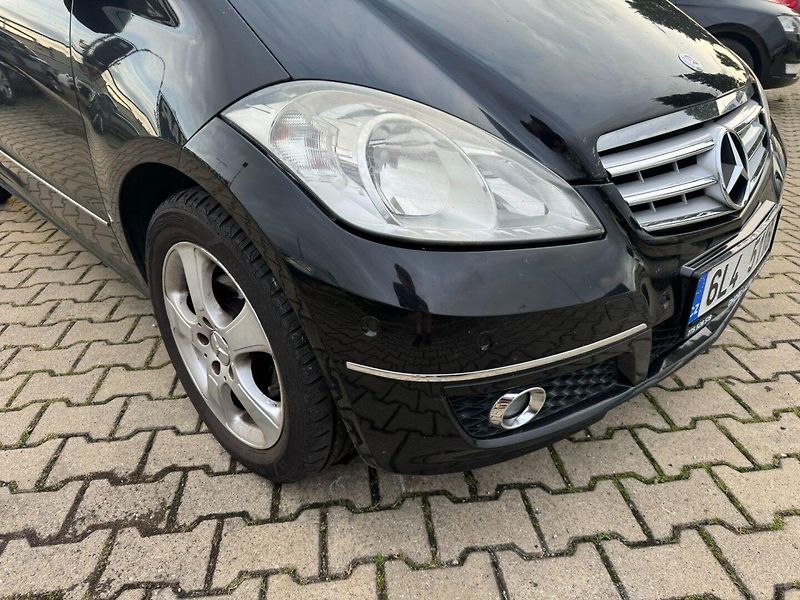 Mercedes-Benz Třídy A (2010) 180 1,7 85 KW TAŽNÉ KOLA - fotka 12 z 38