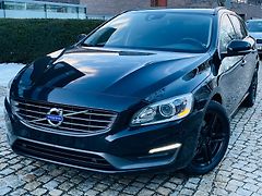 Volvo V60 2.0D3 5V AUT VÝHŘEV SERVISKA - fotografie inzerátu