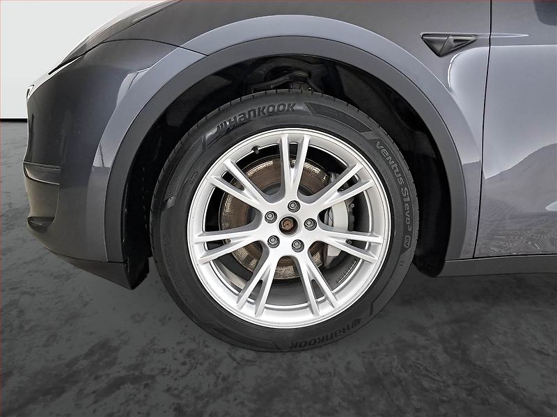 Tesla Model Y (2023) Long Range AWD 79kWh, SoH 91% - fotka 15 z 21