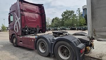 Scania (2021) R 530 V8 6x4 tahač 70t - fotka 3 z 8