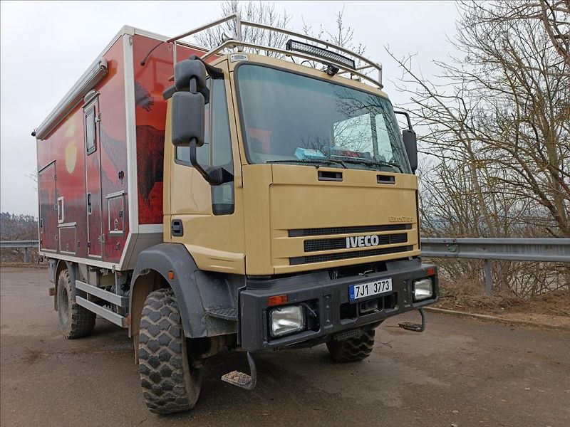 Iveco Ostatní 5,9 - fotka 2 z 29