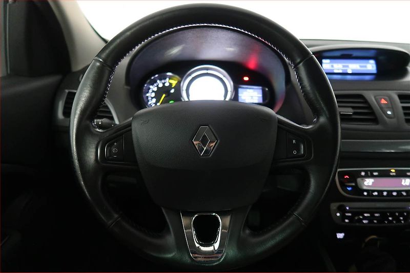 Renault Mégane (2016) 1.2 TCe, po STK, slušný stav - fotka 15 z 18