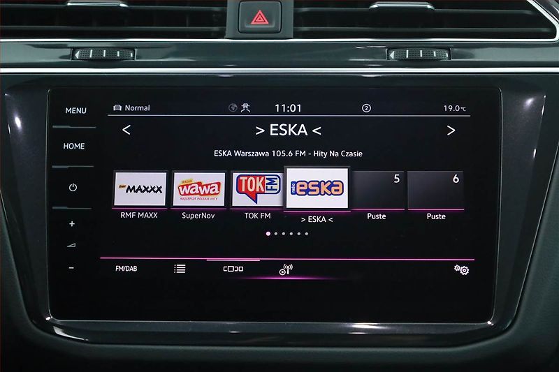 Volkswagen Tiguan (2022) R-Line 1.4 TSI eHybrid - fotka 11 z 20