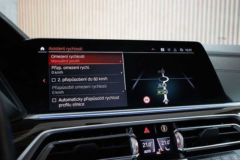 BMW X5 xDrive30d ///M*TAŽNÉ*LASER*ČR* - fotka 38 z 52