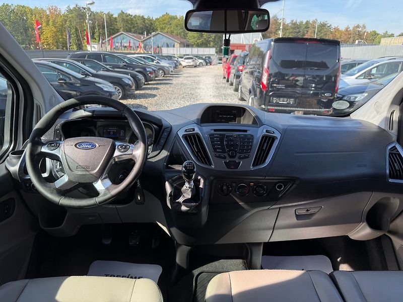 Ford Tourneo Custom (2016) 2.0TDCi 96kW *L2H1*ALU*Tažné* - fotka 21 z 24