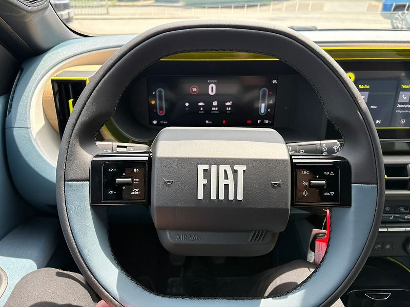 Fiat Grande Panda (2025) La Prima 1.2 Turbo 100k - fotka 14 z 16