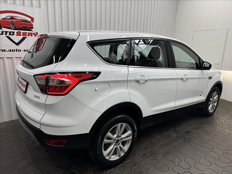Ford Kuga 1.5EB 129kW AWD 2XALU 68KM! - fotka 8 z 42