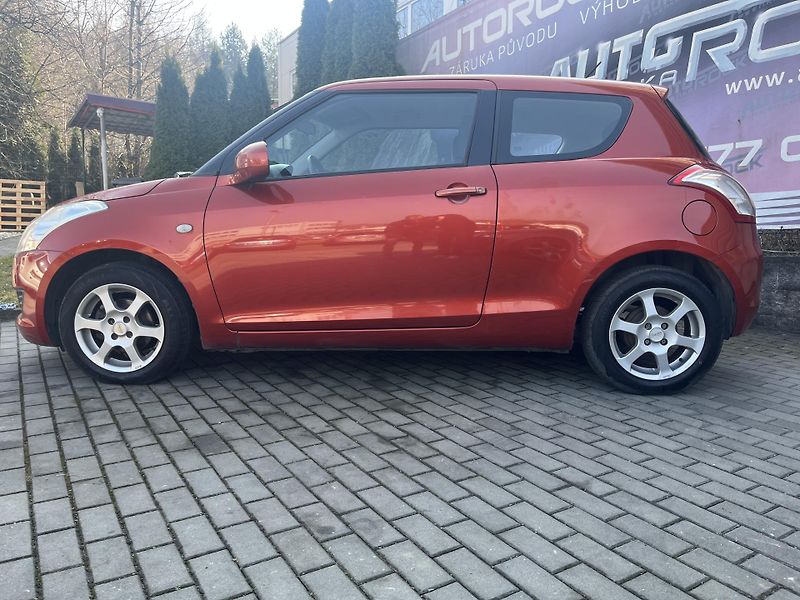 Suzuki Swift 1.2/69kW - fotka 3 z 18