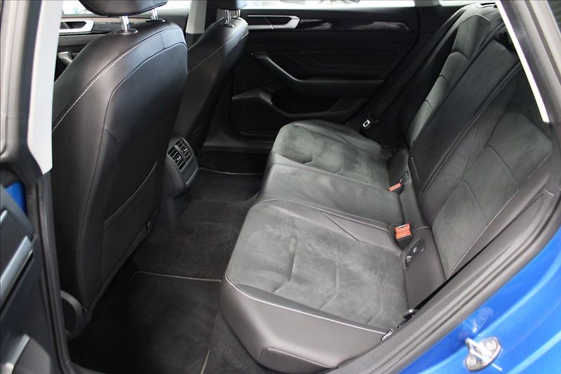 Volkswagen Arteon 2,0 TDI DSG ELEGANCE 1.MAJ. CZ - fotka 12 z 35