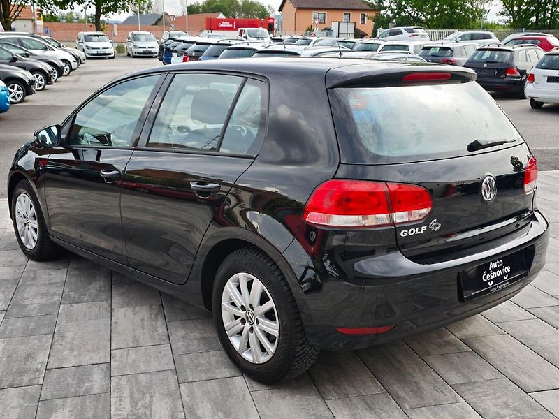 Volkswagen Golf (2012) 1,2 TSI 63 Kw Comfort - fotka 7 z 29