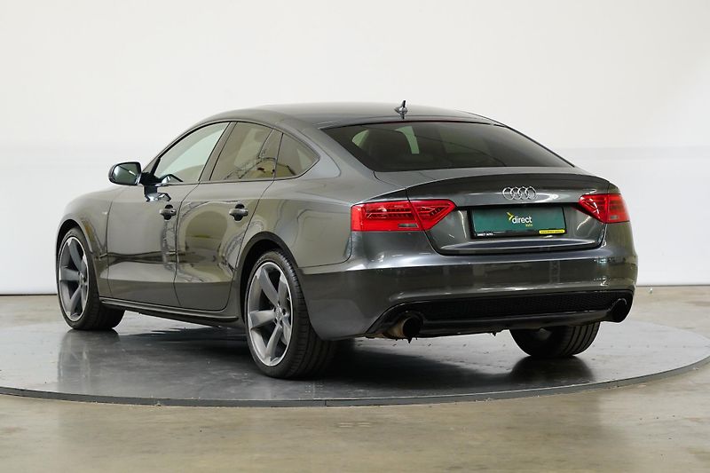 Audi A5 - fotka 8 z 9
