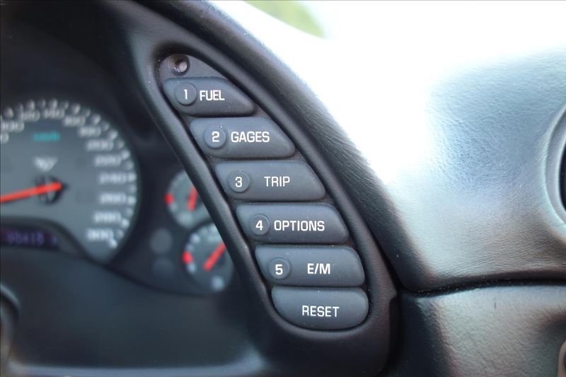 Chevrolet Corvette 5,7 i V8 253KW, TARGA, C5. - fotka 25 z 35
