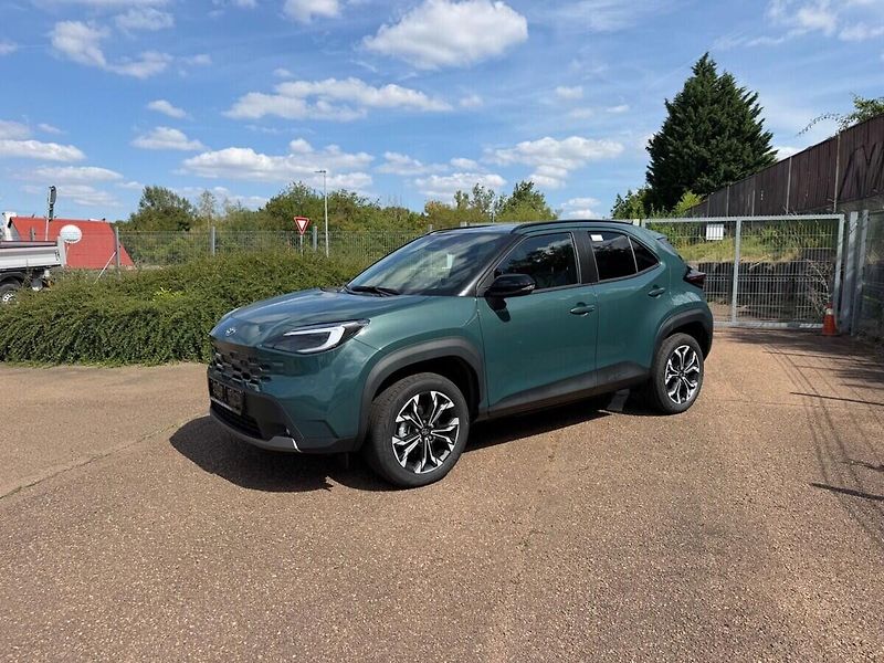 Toyota Yaris Cross Style skladový vůz+ zimní komp - fotka 2 z 12