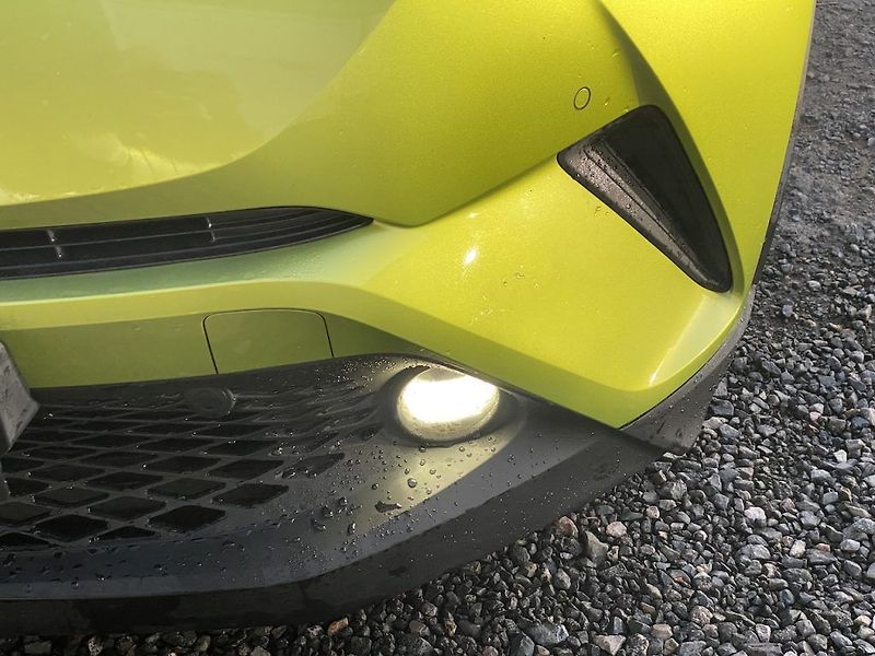 Toyota C-HR 1.8HSD, ČR-2m, Lime Edition - fotka 9 z 28