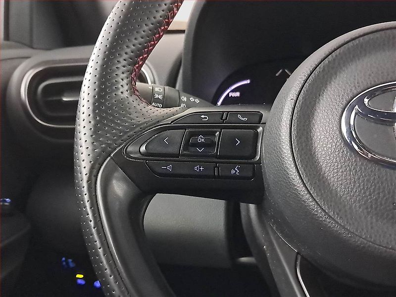 Toyota Yaris Cross (2022) 1.5 VVT-iE - fotka 18 z 21