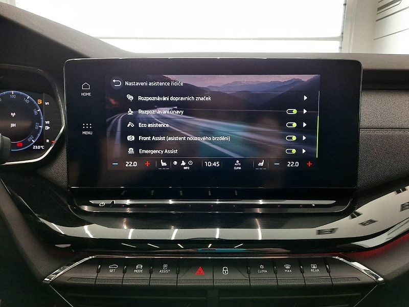 Škoda Octavia (2022) Combi Sportline 2.0 TSI 4x4 (1 - fotka 18 z 31