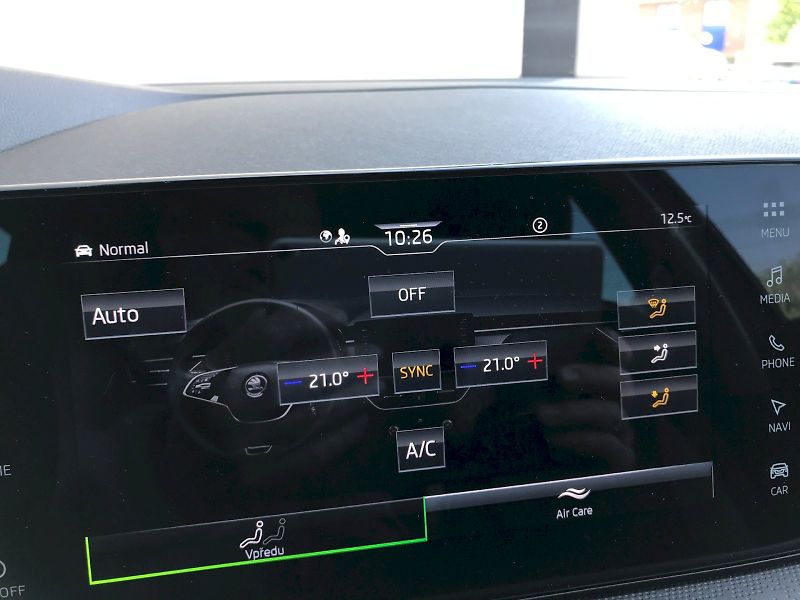 Škoda Kamiq (2024) Selection TSI 110/1.5 A7F - fotka 15 z 25