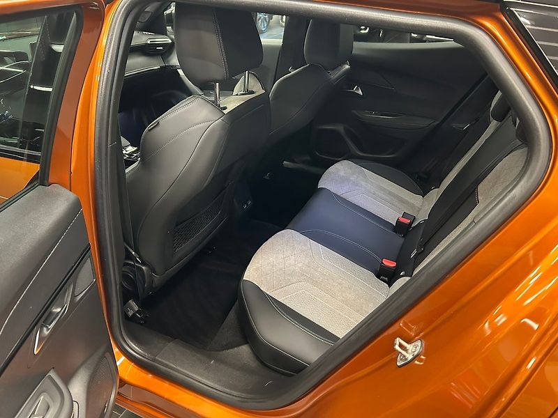 Peugeot 2008 (2021) SoH 89% GT 50kWh | Záruka - fotka 23 z 66