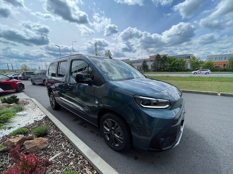 Toyota ProAce City Verso 1.5 D-4D A/T VIP 7S - fotka 8 z 29