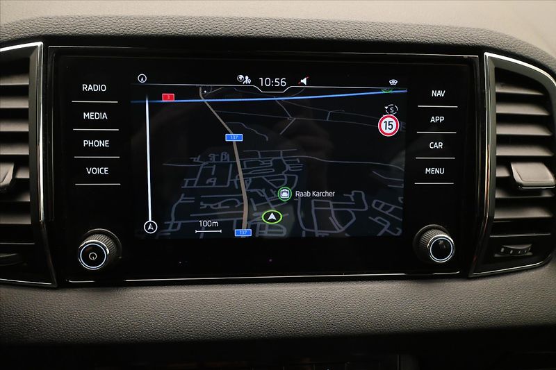 Škoda Karoq 2,0 TDI 85 kW Clever Záruka až - fotka 20 z 31
