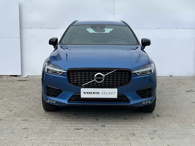 Volvo XC60 R-Design B5 AWD 184kW - fotka 7 z 26