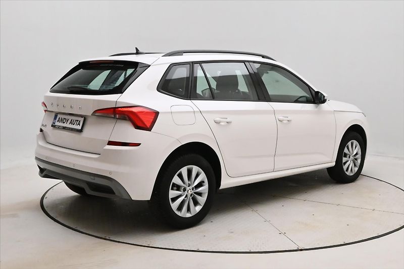 Škoda Kamiq 1,0 TSI 81 kW Ambiente Záruka - fotka 5 z 30