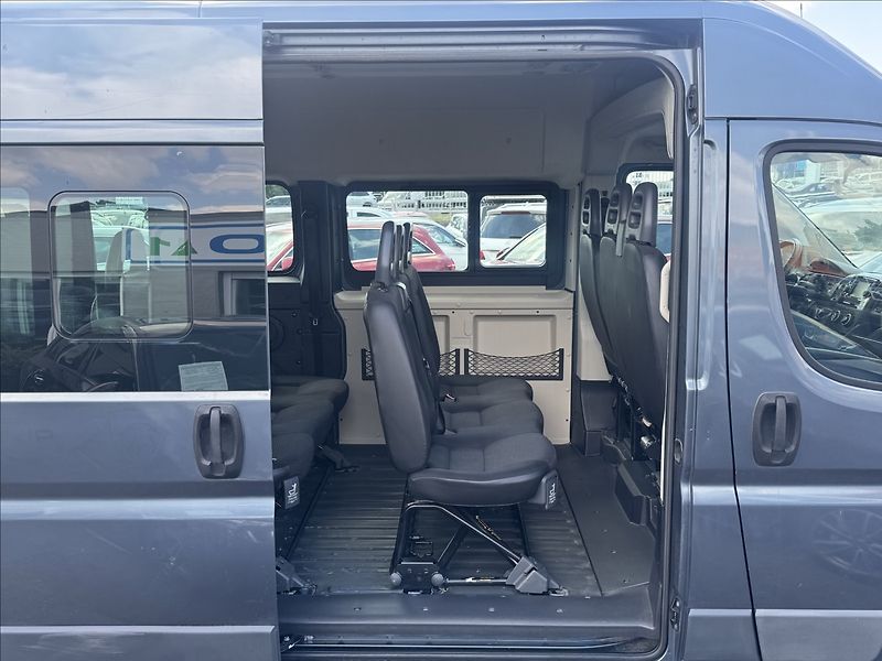 Citroën Jumper 2,0 96kW 9 MÍST DPH NAVI TAŽNÉ - fotka 11 z 31