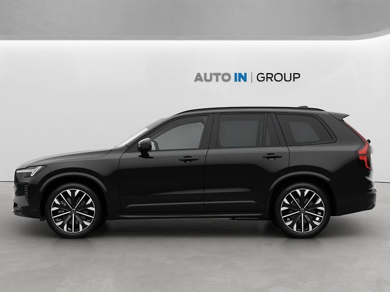 Volvo XC90 (2026) PLUS B5, HUD, vzduch.odpr., PA - fotka 3 z 11