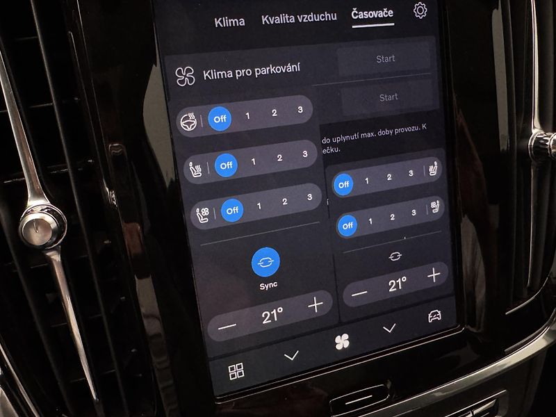 Volvo V90 T8 AWD RECHARGE ULTRA - fotka 49 z 53
