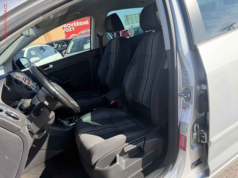 Volkswagen Golf Plus (2012) 1.4TSi, AC, výhřev sed - fotka 9 z 18