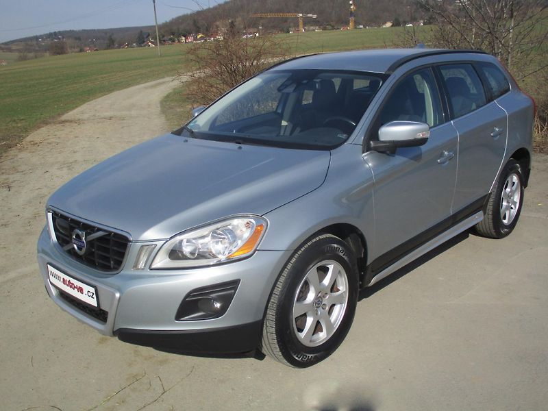 Volvo XC60 2.4 D5*136kW*AWD*197TKM*6MAN.P - fotka 1 z 48