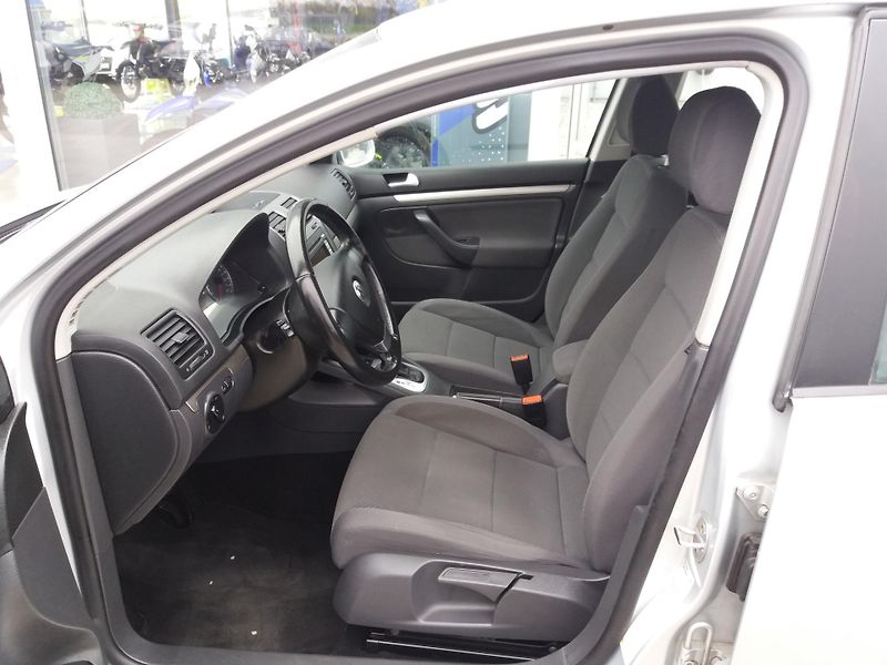 Volkswagen Golf 1.4TSi,90kW,DSG,SERVISNÍ KNÍŽK - fotka 11 z 22