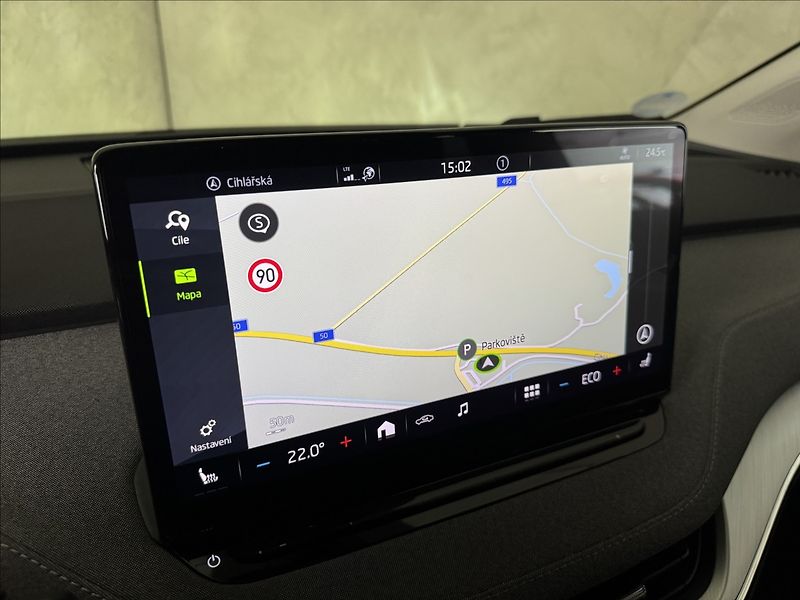 Škoda Enyaq 80 150kW LED Matrix Assist - fotka 35 z 45