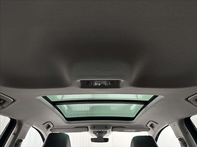 Škoda Enyaq 80 150kW LOFT PANO MATRIX LED - fotka 38 z 45