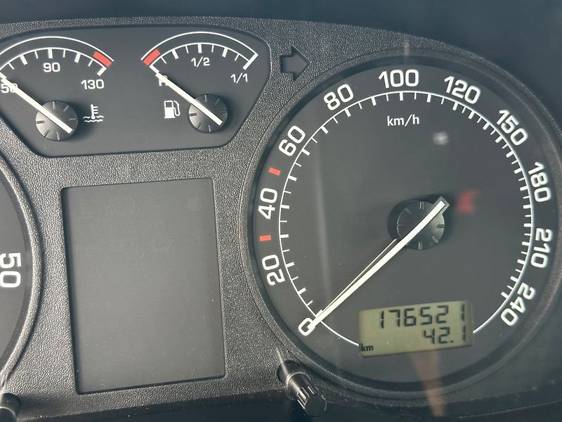 Škoda Octavia (2006) 1.9TDi GARANCE KM - fotka 10 z 15