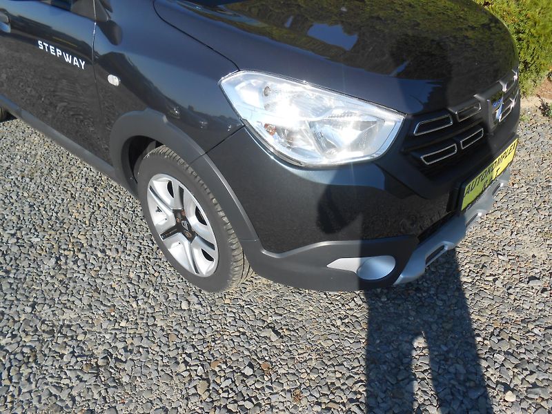 Dacia Lodgy STEPWAY,7Míst,NAVI,75TKm!! - fotka 12 z 38