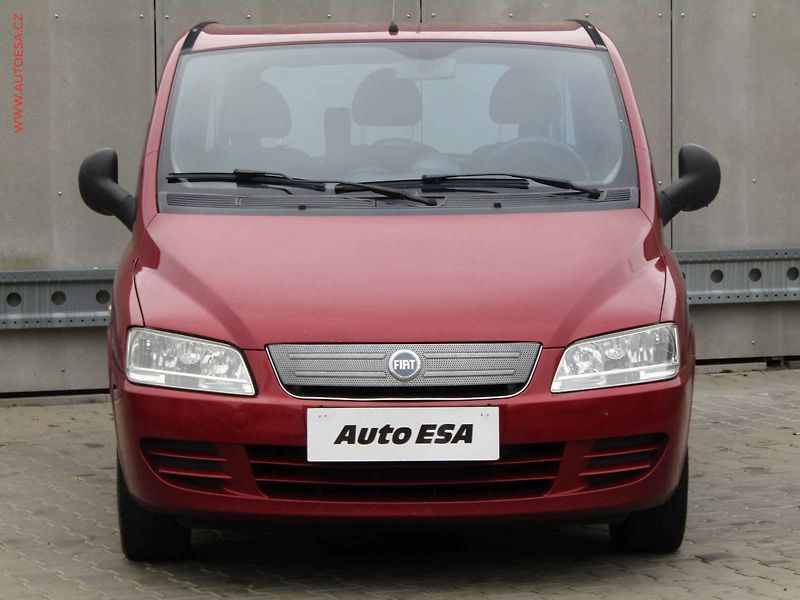 Fiat Multipla (2006) 1.9 JTD, ČR - fotka 2 z 17