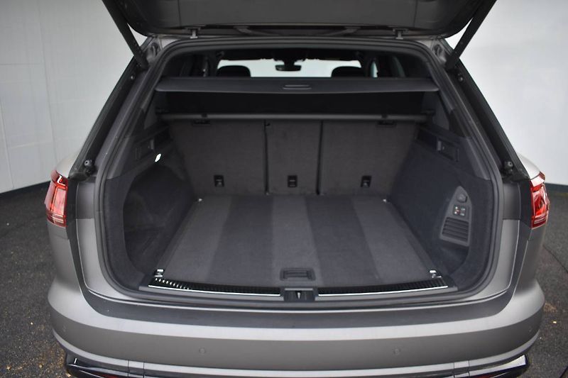 Volkswagen Touareg (2026) R-line 3.0TDI 210kW, 5 let zár - fotka 10 z 23