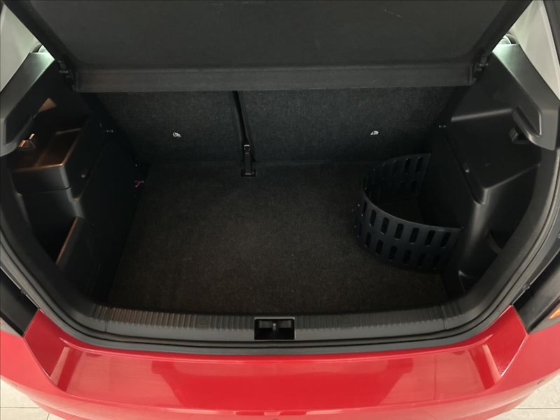 Škoda Fabia 1,0   MPI,DRIVE,SERVISKA,2.MAJ - fotka 25 z 28