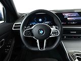 BMW Řada 3 330i xDrive Touring - náhled 12