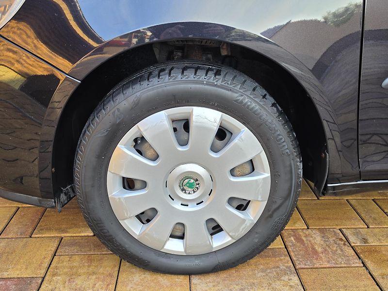 Škoda Roomster (2008) 1.4i 16V STYLE*PO ROZVODECH* - fotka 41 z 46