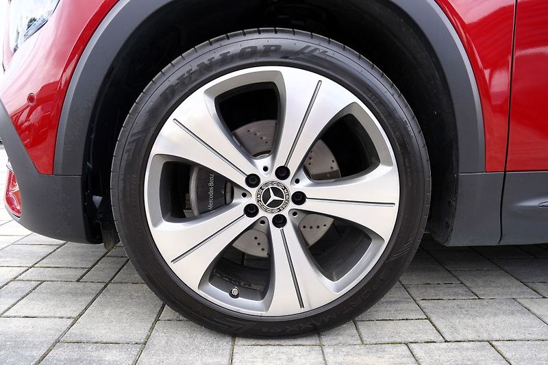 Mercedes-Benz GLB 200d 4Matic/AMG/AT/150 PS/Led - fotka 16 z 41
