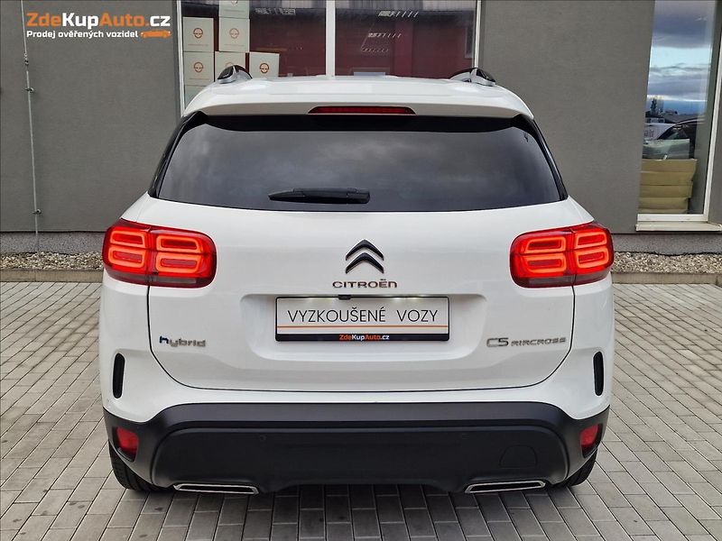 Citroën C5 Aircross 1.6 HYBRID 225 EAT8 FEEL PACK - fotka 9 z 48