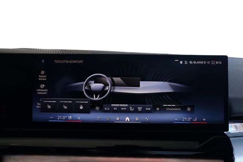 BMW Řada 5 550e xDrive Touring - fotka 20 z 33