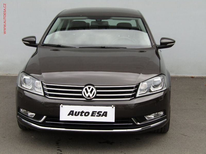 Volkswagen Passat (2012) 1.4 TSi, Trendline, +kola - fotka 2 z 3