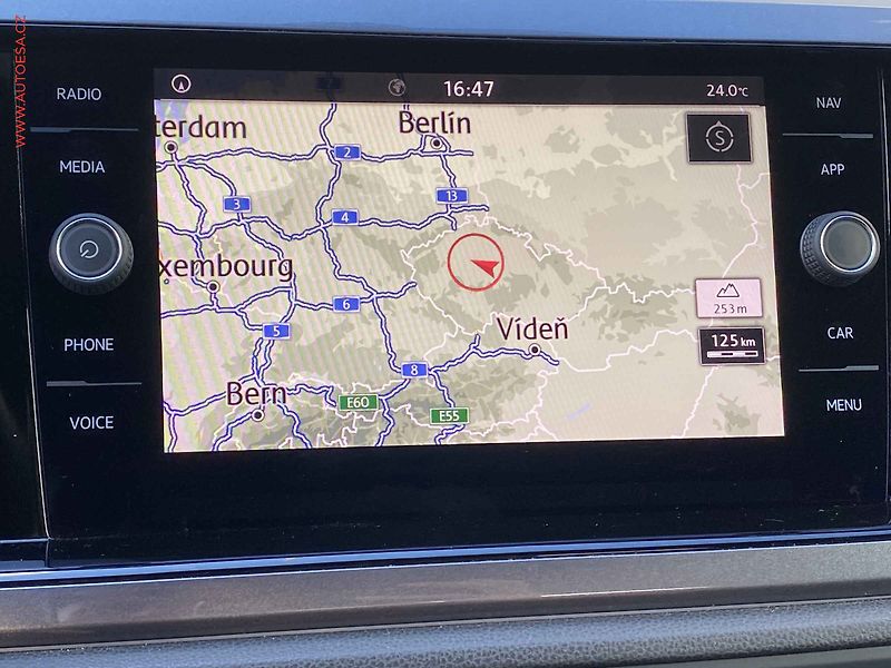 Volkswagen Polo (2018) 1.0 TSi, Highline, LED, TZ - fotka 15 z 16