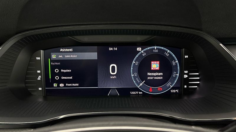 Škoda Octavia 2.0 TDI Ambition Combi - fotka 10 z 27